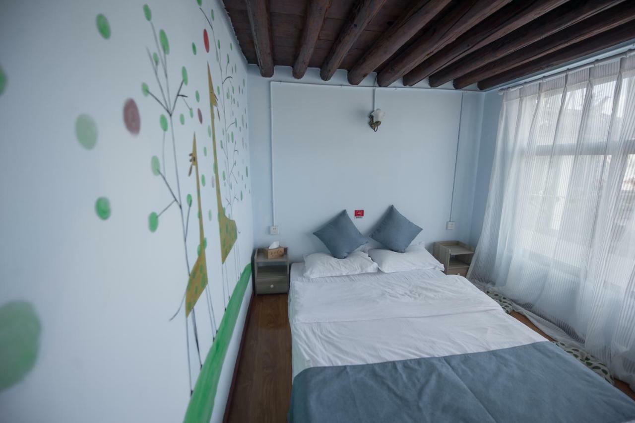 Dali Spring Field Hostel Esterno foto