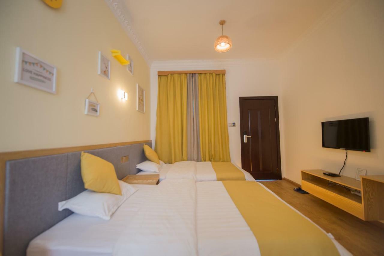 Dali Spring Field Hostel Esterno foto